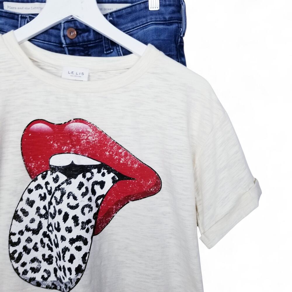 LE LIS T-Shirt Red Lips Cheetah Print Tongue Cropped - S
